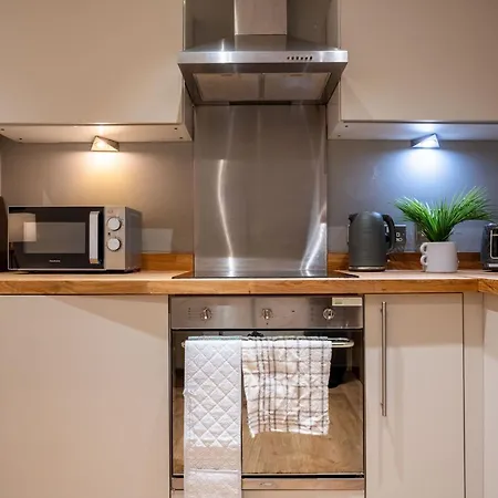 Stylish 2 Bedroom With Balcony リーズ