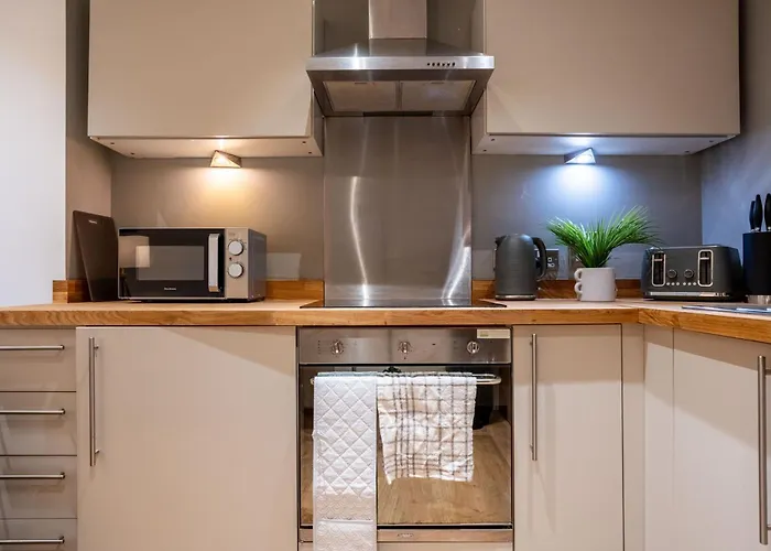 Stylish 2 Bedroom With Balcony リーズ